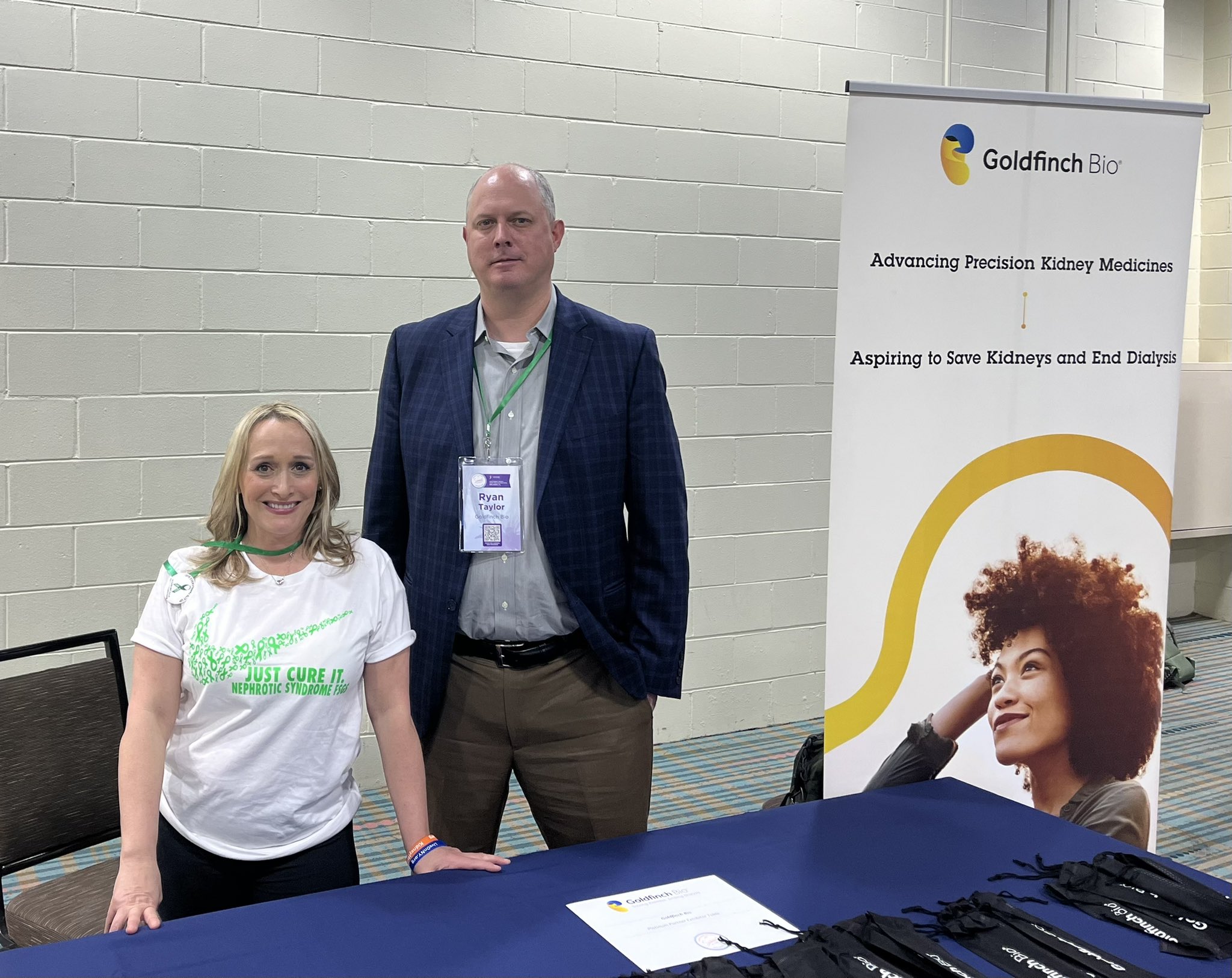 Shannon on Twitter "Look who I found at the nephcure summit in