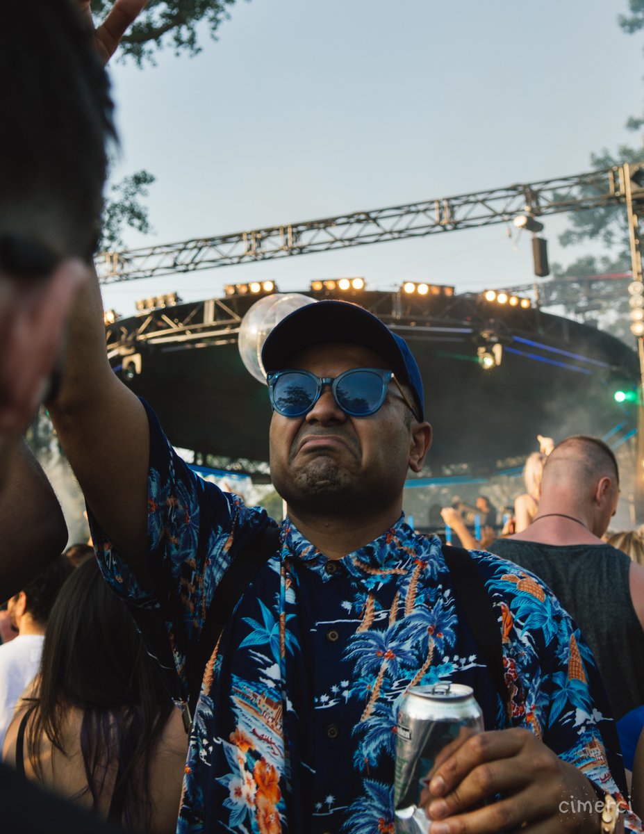cimerci's tweet photo. @RollingLoud A lot people can shoot...Only few can make you feel like you were there! Let's make magic together🌹🖤 https://t.co/zzxqxHiMYi
