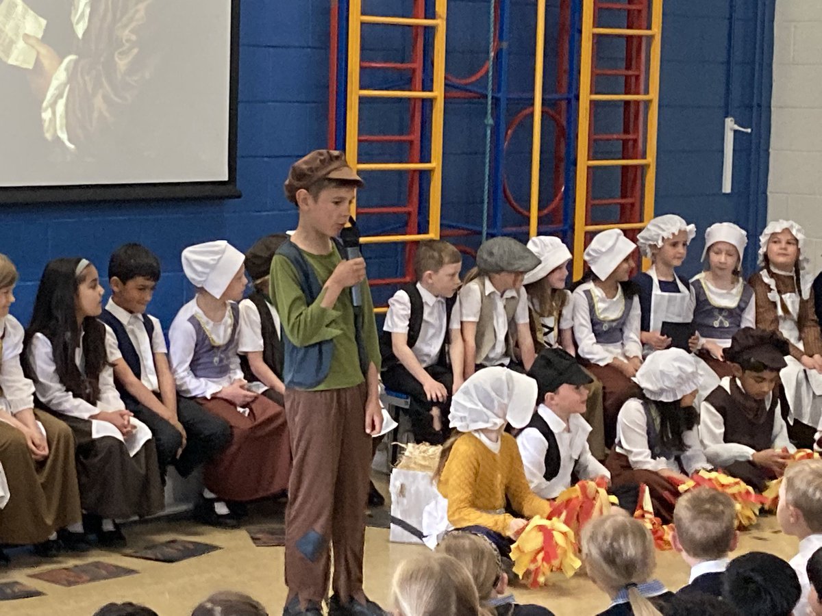 sonningprimary's tweet photo. Chestnut class have been sharing their learning about The Great Fire of London in their class assembly #FireFire! #HistoryComesToLife https://t.co/niecXWa19g