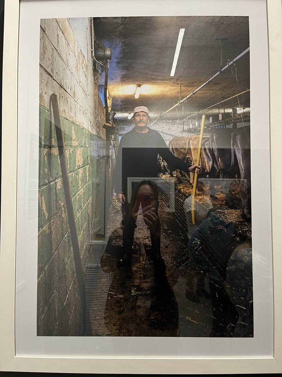 🎉 After three years the School of Arts is celebrating the first final year end of year show for the BA Photography degree <a href="/oxford_brookes/">Oxford Brookes University</a> #privateviewing Open to public from 13 May. Well done <a href="/obu_photoshow/">Oxford Brookes Photography Exhibition 2022</a> @UNofPhoto