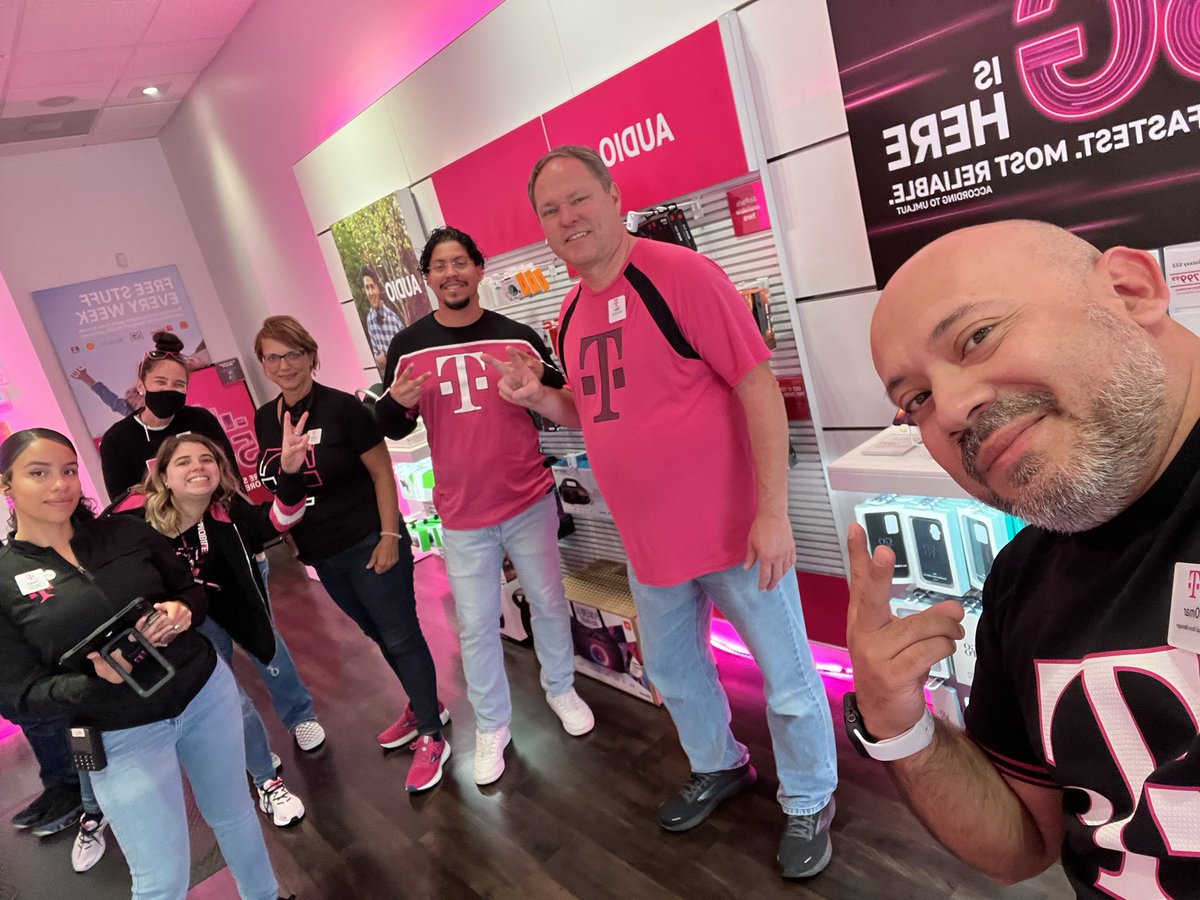 Lakeland legends #8414 ready to finish April with a bang 🎉🎉 and make a splash with the whole #stormnation team <a href="/EddiePryor7/">Eddie Pryor</a> @OrlandoBeastDM @