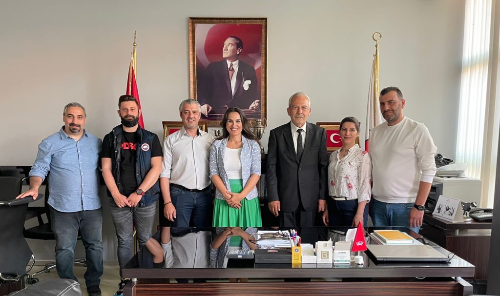 Değerli misafirperverlikleri için <a href="/bvho11/">Bursa Veteriner Hekimler Odası</a> Bursa Veteriner Hekimler Odası Başkanı Sn.Hüseyin Bolten’e ve değerli Vet.Hekim Melike Baysal’a teşekkür ederiz. 
İnsanlık sağlığı için bu kutsal mesleğin sorunlarının çözülmesi ve farkedilmesi için herzaman yanlarındayız. <a href="/doganindevasi/">DEVA Partisi Doğa Hakları ve Çevre Politikaları</a>