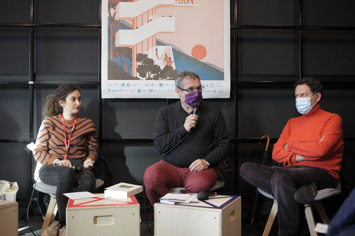 ✨ Zou, de nouvelles séances du festival <a href="/LDOndes/">Longueur d'ondes</a> #18  savourer ce week-end !

À écouter sur <a href="/Oufipo/">Oufipo</a> 

Avec <a href="/MeMySexeAndI/">Axelle Jah Njiké</a>, <a href="/davduf/">David Dufresne</a>, <a href="/SarahLefvre/">Sarah Lefèvre</a>, <a href="/Charlie_Dupiot/">Charlie Dupiot</a>, <a href="/Splannenquetes/">Splann ! Lanceur d'enquêtes</a>, <a href="/FredericSays/">Frédéric Says</a>, <a href="/FFressoz/">Françoise Fressoz</a>, <a href="/khedidjabe/">Khedidja Zerouali</a>, <a href="/ManonMella/">Manon Mella</a>, @EmmanuelLauren2  

➡️oufipo.org/reecouter-sean…