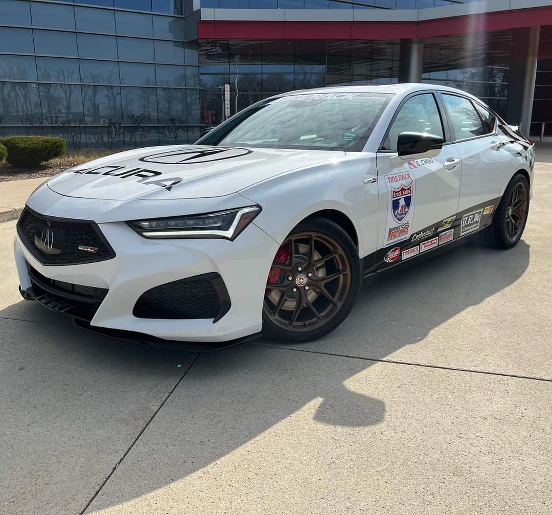 nic_hammann's tweet photo. On the road to south bend for the start of One Lap of America!  @tirerack @redlineoil @hrewheels @Acura @HARTroadrace @HondaOhio https://t.co/CEFR8ldPWQ