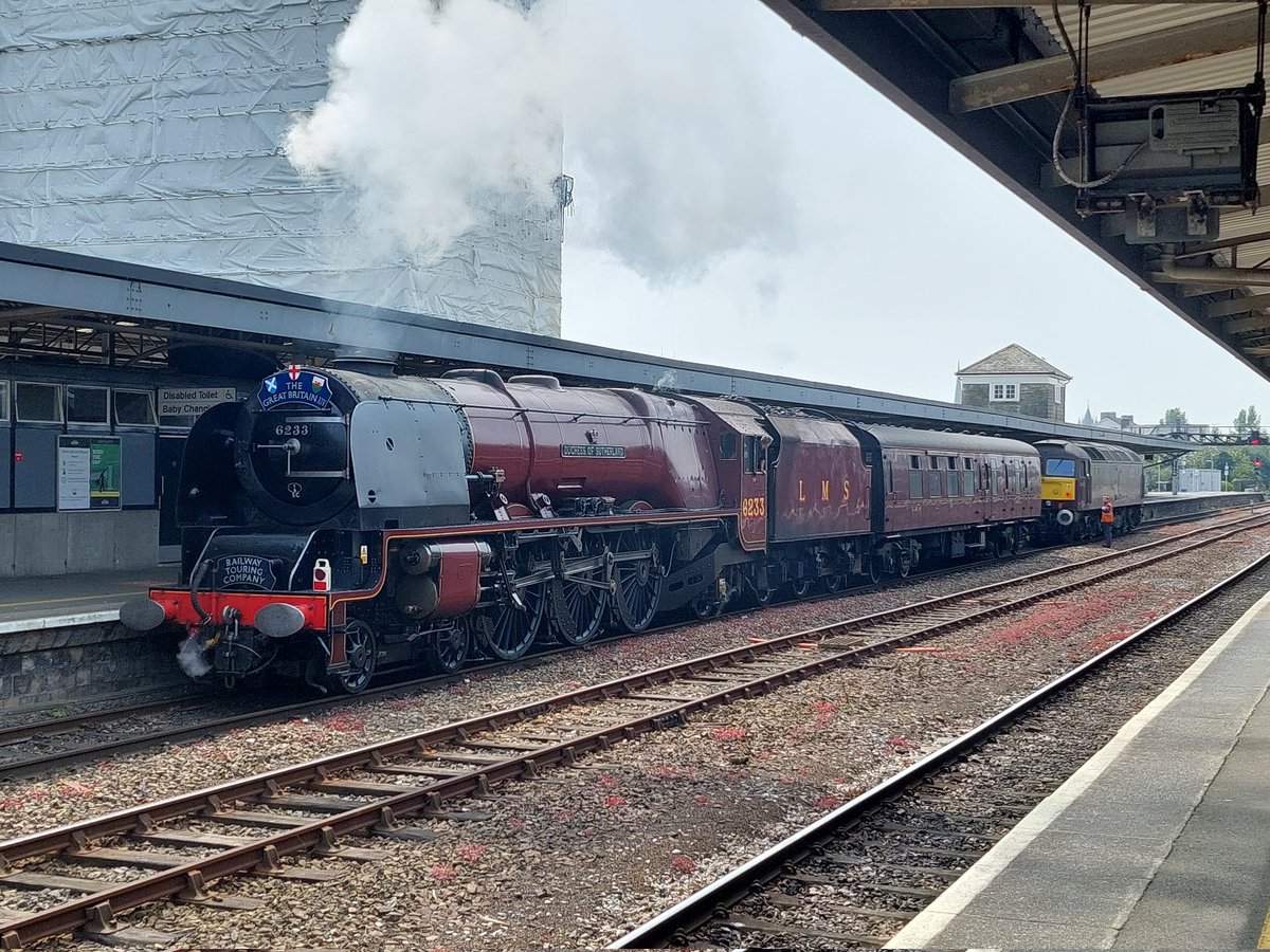 Free day in Cornwall for <a href="/railwaytouring/">Railway Touring Co.</a>'s Great Britain passengers today but 6233 Duchess of Sutherland and its helper 47802 have been up to Plymouth to turn on the Laira triangle