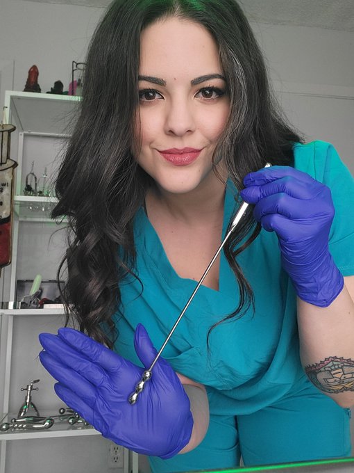 It's time for your urethral sounding treatment 👩🏻&zwj;⚕ https://t.co/XfqKVibaHD