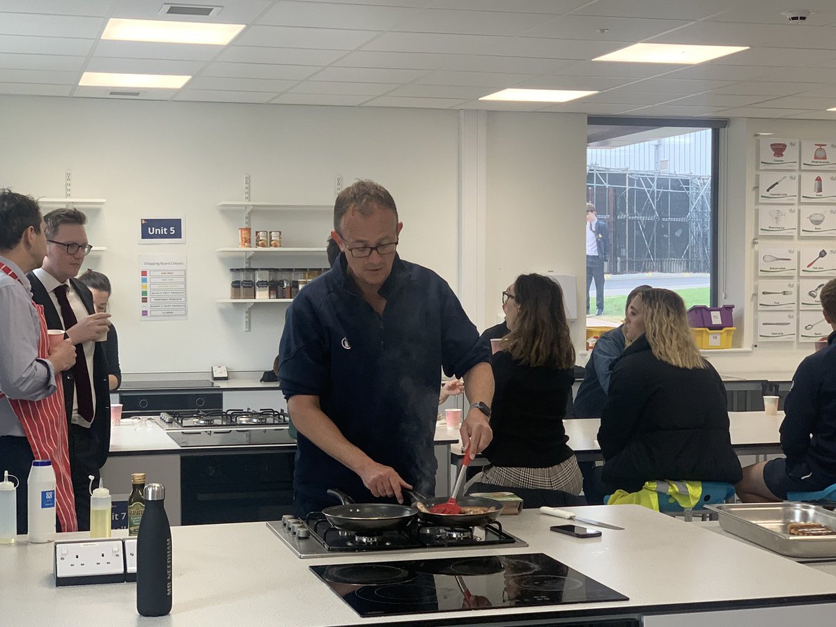 bolderlondon's tweet photo. Senior Team cooking brekkie for our wonderful staff - be kind. PS: no one gone down with food poisoning yet 🤣 https://t.co/gPR4NDp7sv
