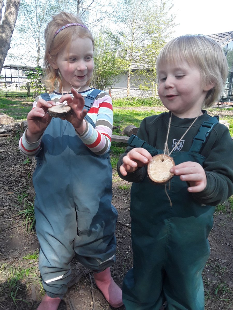 Today we made forest medals at Forest School.
We started by listening to Kylie's Tool Talk, and then we safely used the Bow Saw and Hand Drill to make our medals.

#forestschool #bowsaw #handdrill #EYFS