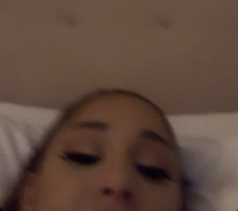ntltcmafia's tweet photo. ariana grande as cats, a cute and funny thread; ✨ https://t.co/XzFwxBG8SI