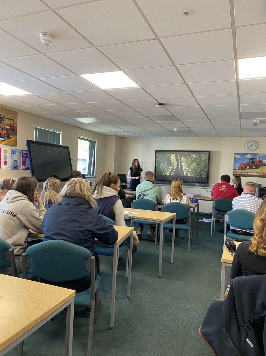 Huge thank you to <a href="/yellowwelliesuk/">Farm Safety Foundation</a> for delivering sessions on the importance of health &amp; safety within the agricultural industry to students today @ColegSirGar #GelliAur #YellowWellies