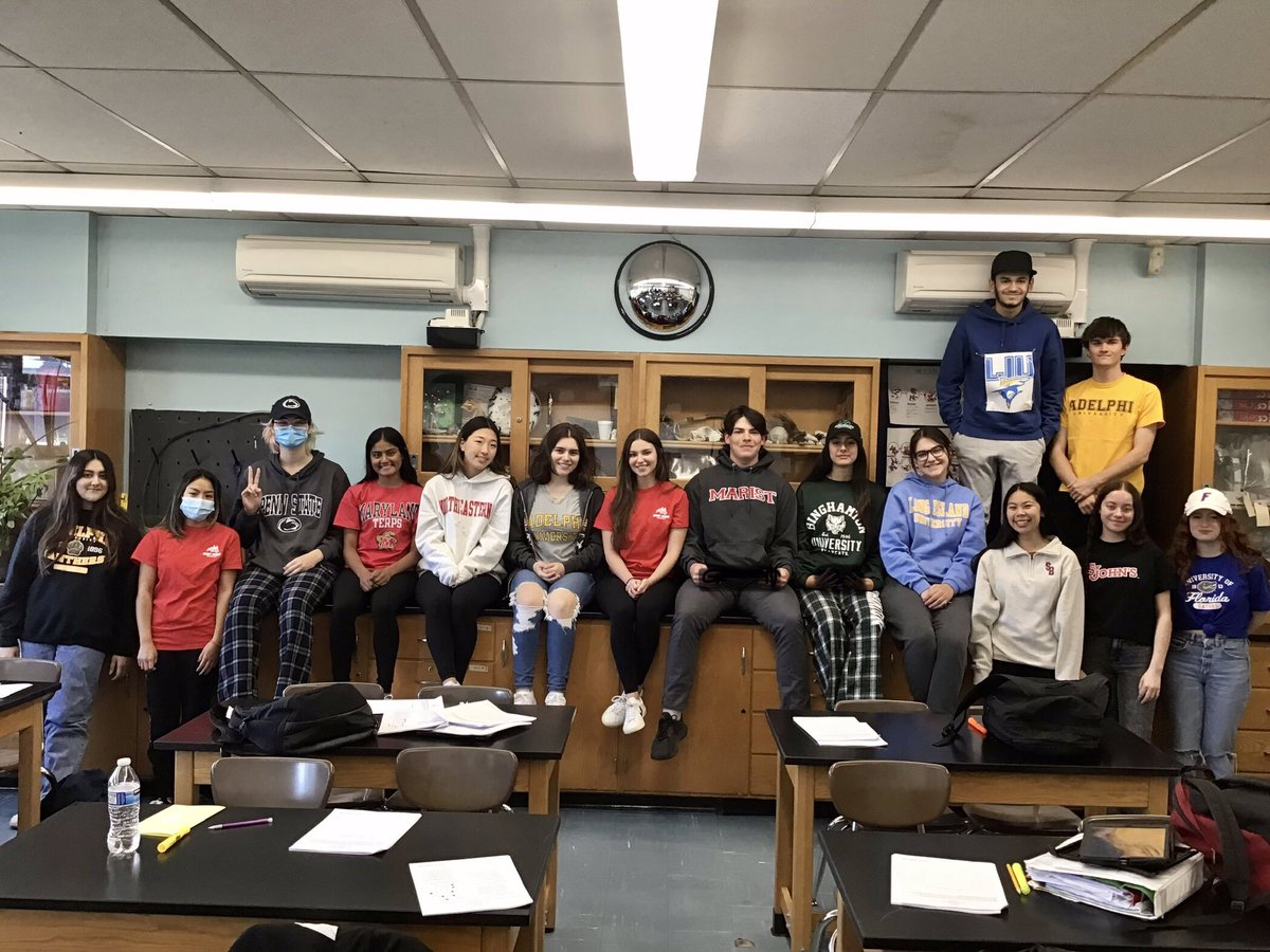 Happy Decision Day from AP Bio! #mineolaproud #DecisionDay