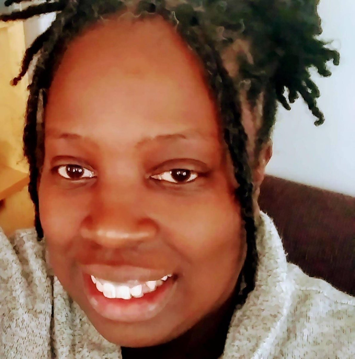 colgatewriters's tweet photo. Meet our assistant director, Gabrie’l Atchison! She is an Adjunct Professor of Women's Transgender and Queer Studies (WTQS) at Wells College and a series editor for Lexington Books. Her essays have appeared in Sojourners, Southern Studies and Herizons! https://t.co/zdgOHhvj27