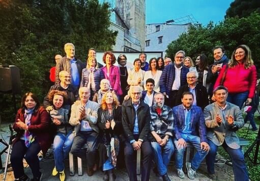 ComuneSinistra's tweet photo. La presentazione della nostra squadra! La lista di #SinistraCivicaEcologista a Villa Filippina, con #francomiceli candidato sindaco di #Palermo https://t.co/pKFezdybuv