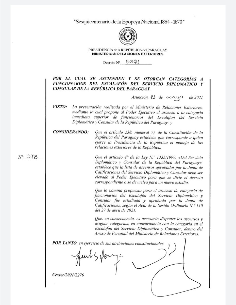 JusticiaMRE's tweet photo. Acá se demuestra como Helena Felip ascendió a ministra en el 2004, luego de 17 años vuelve a ascender a embajadora violando la actual ley del servicio diplomático y consular que sólo permite estar en el rango hasta 15 años, ella debió pasar a retiro https://t.co/nwPaRwoQ3j