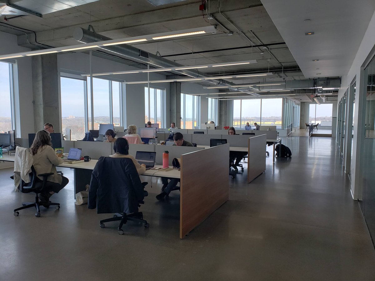 It's an exciting time at MentorMate — our new Minneapolis office is fully furnished! We're looking forward to meeting with clients and hosting some amazing events as well. Stay tuned! 
#Office #Uptown #Minneapolis #Work https://t.co/Tpoi6LSnoL
