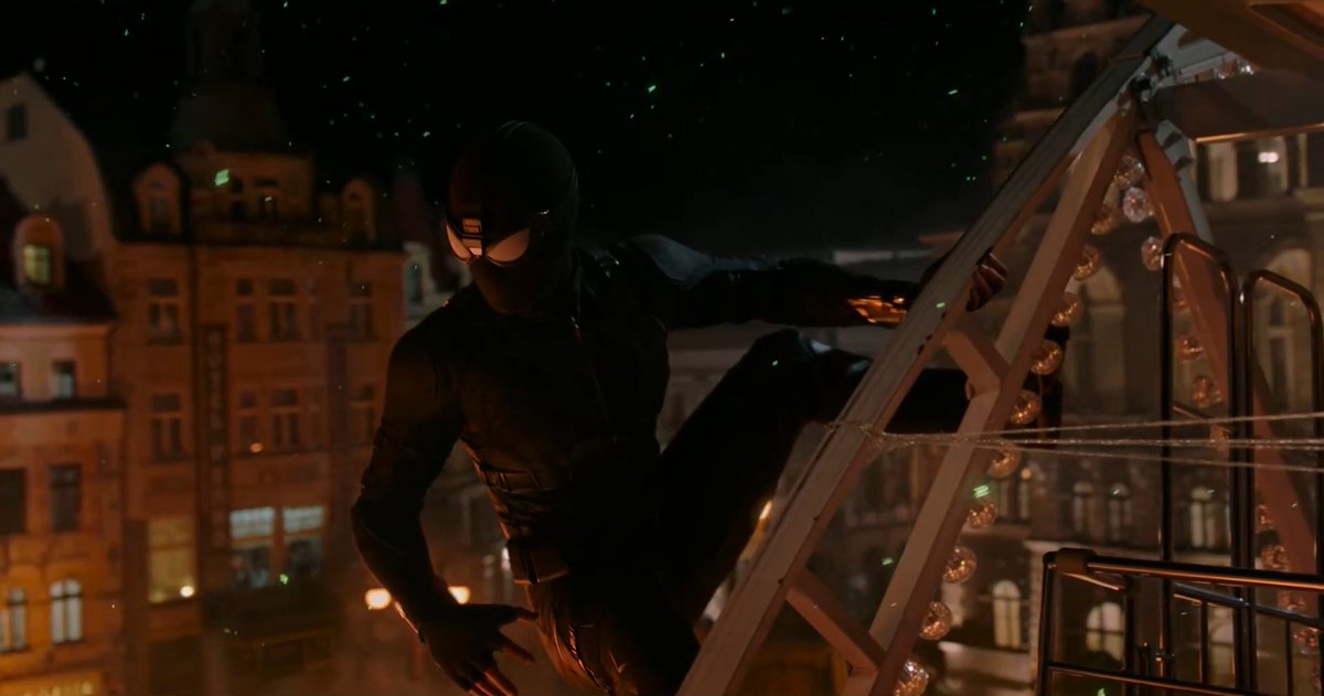 RT @IMAXSpiderShots: IMAX Shots of the black suit in Spider-Man: Far From Home (2019) https://t.co/13TOL8tl6o