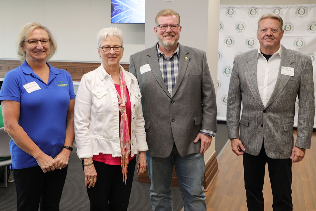 Andy_Eads's tweet photo. Michael Morris, P.E., Director of Transportation for the @NCTCOGtrans, provided an overview of transportation improvements in Denton County, the fastest growing part of the U.S., as part of the April meeting of the Denton County Mayors Council. https://t.co/IdOGzwBrOI