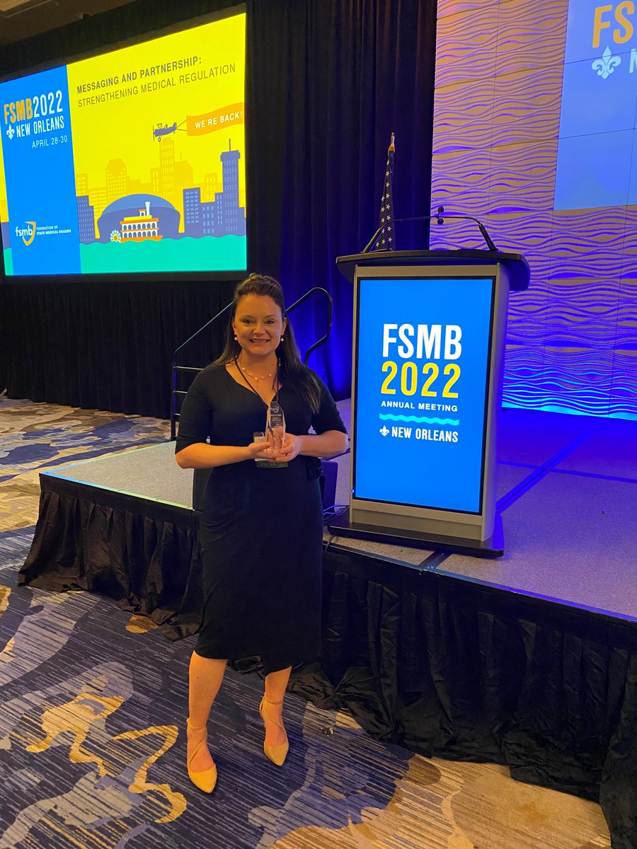 WAMedCommission's tweet photo. #WMC's own Jimi Bush was presented with the @TheFSMB Award of Merit for all of her work with licensee engagement. #thankyou #FSMBAM2022 https://t.co/eOZyBwZ6XB