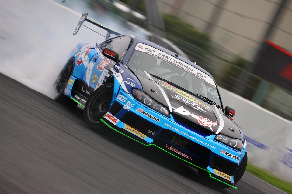 thalys0204's tweet photo. 2021.06.26~27
D1GP@筑波サーキット
No.46 NANKANG TIRE DRIFT TEAM D-MAX
TEAM D-MAX S15 SILVIA 2JZ 3号機
末永正雄選手
#D1GP
#筑波サーキット
#シルビア
#S15
#TeamDMAX
#末永正雄
#Silvia
#NANKANG https://t.co/801bOsmGID