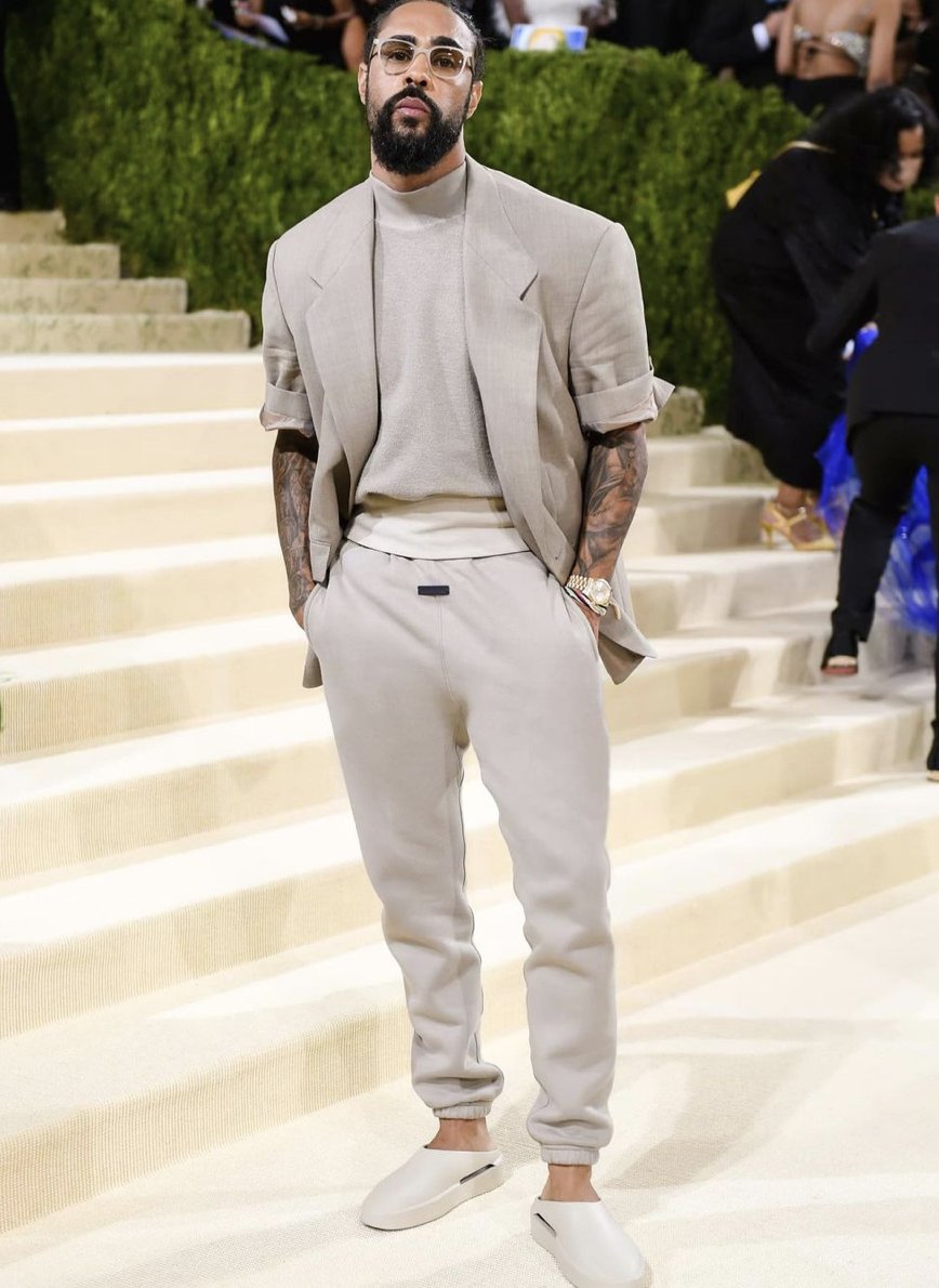 Fashion on X: sweatpants at the met gala, their minds   / X