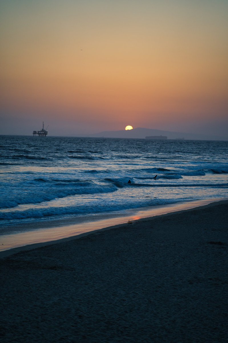 our_coulture's tweet photo. Sunset last night was amazing. What’s your favorite edit? #sunset https://t.co/JkCRG8zu6g