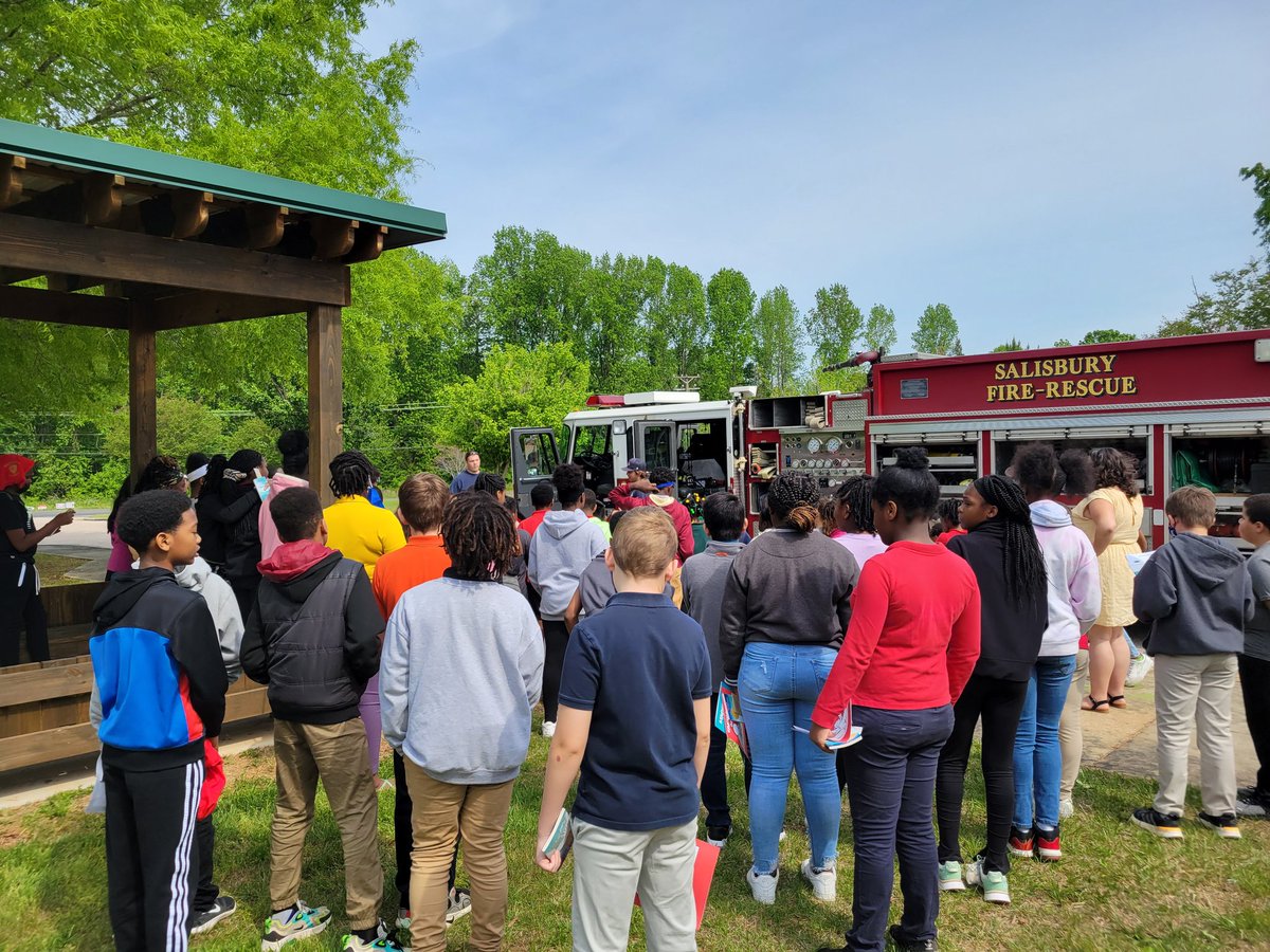 mrs_m_tb's tweet image. Career fair at Isenberg! @IESGators @RSSchoolsNC #RSSExtraordinary #ieslimelight