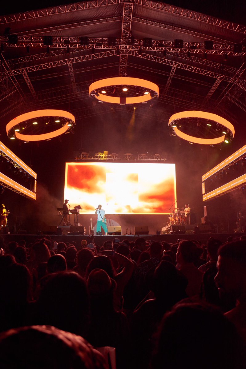 omarcastrofoto's tweet image. Ya que el @SunsetRoll le dejó un guayabo grande a todos, anexo foticos que me gustaron pa que recuerden