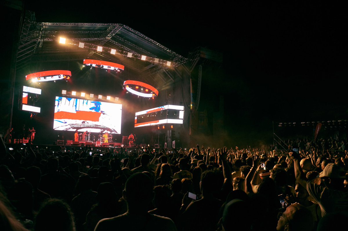 Ya que el <a href="/SunsetRoll/">SUNSET ROLL</a> le dejó un guayabo grande a todos, anexo foticos que me gustaron pa que recuerden