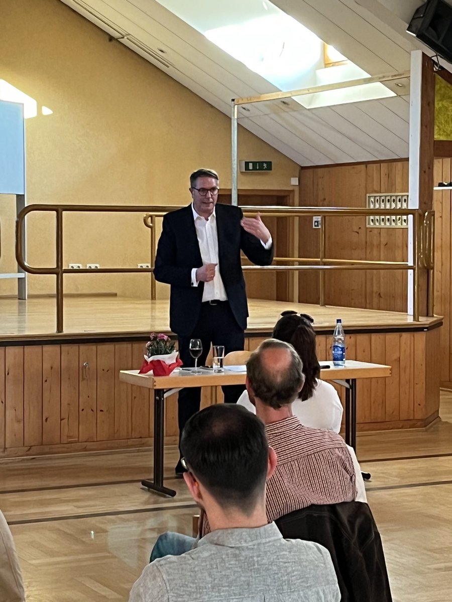 Alex_Schweitzer's tweet image. Gestern Abend in Uelversheim, zu Gast bei @AnklamTrapp. Was bedeutet #Transformation für die Arbeitswelt in unseren ländlichen Regionen? #transformRLP