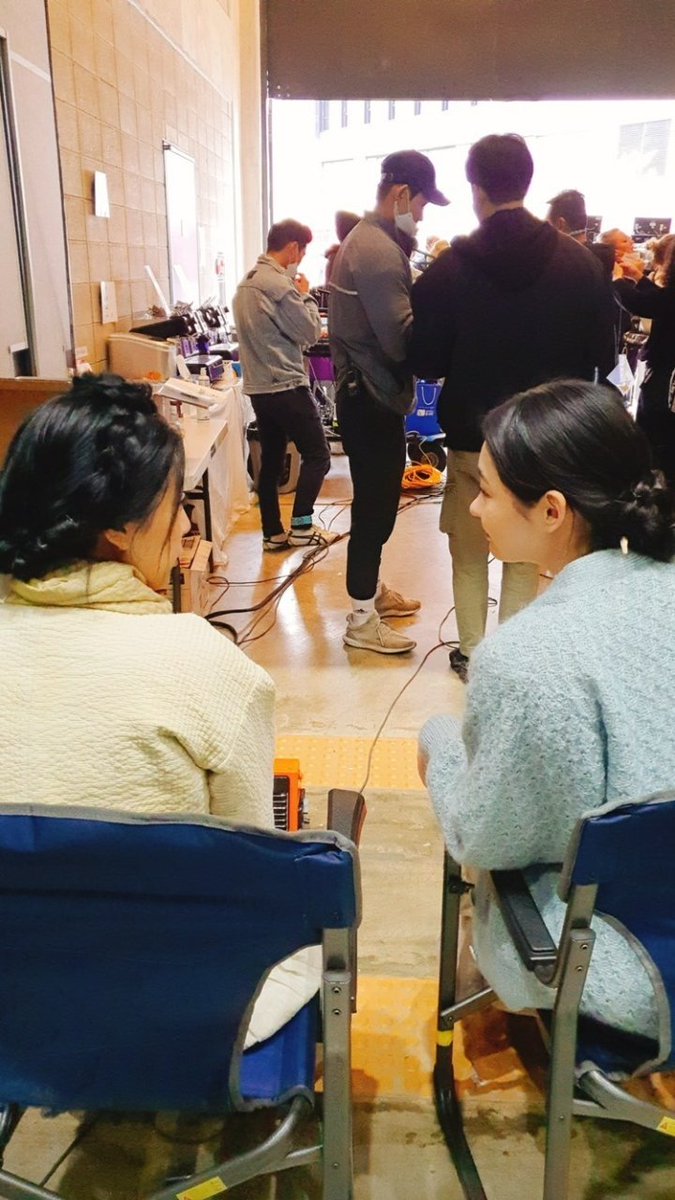 isakbaek's tweet photo. pachinko's crumbs from minha kim 🤍 https://t.co/FWPgNIGQev
