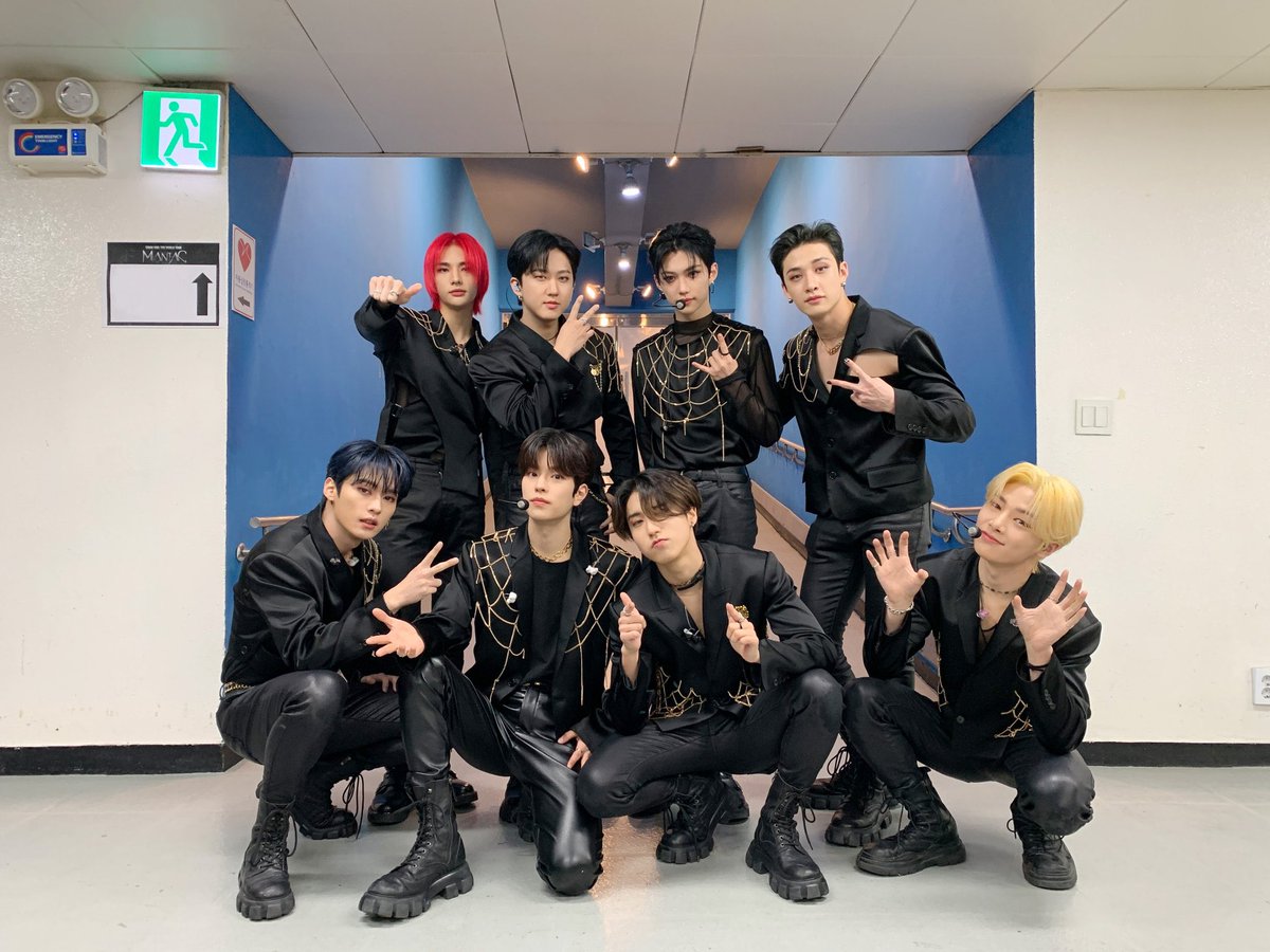 im so proud of them i love them all sm 😭😭😭🫶my skz