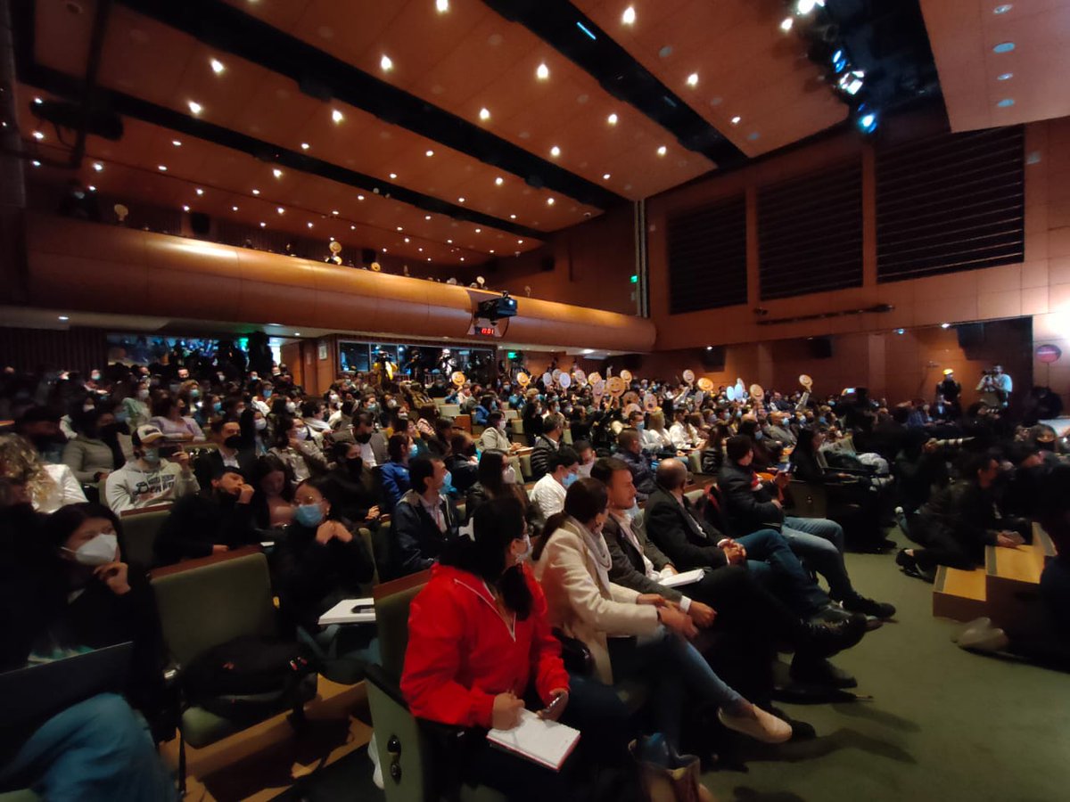 #CompromisoConLaNiñezYA 
Acompañamiento y formación a padres de familia, cuidadores, educadores; conectividad y procesos pedagógicos para combatir la deserción y mejorar la calidad educativa de la niñez - expresan los candidatos #AEstaHora