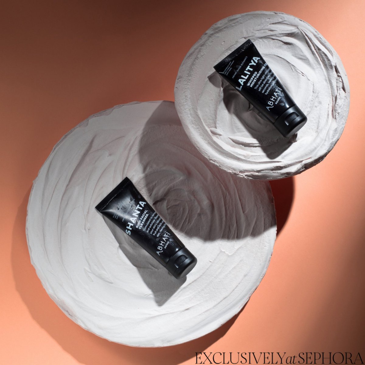 .<a href="/AbhatiSuisse/">Abhati Suisse</a> Shanta Rich Facial Cleanser features a bouquet of Himalayan botanicals such as moringa seed oil leaving it supple, hydrated ad bright! 

MRP ₹3,100
Exclusively available at all Sephora India stores and online at sephora.nnnow.com.