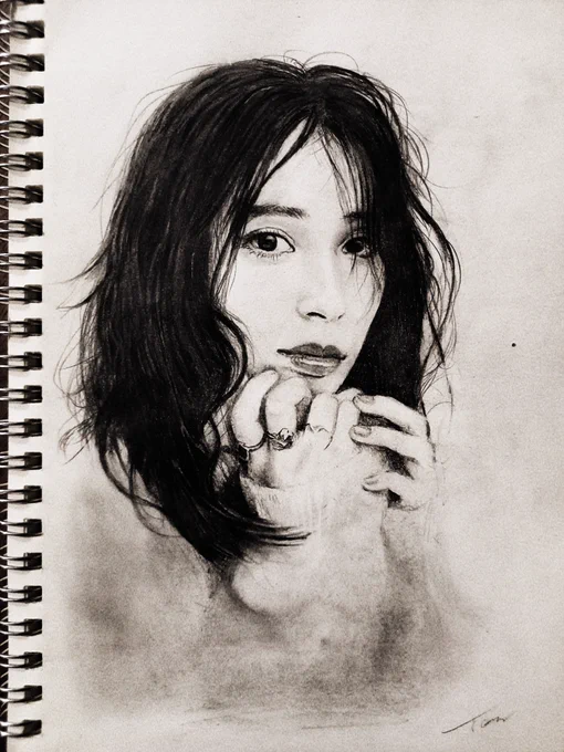 【1いいねごとに広瀬アリスになっていくアリス】
#pencilart 

完成～!
たくさんのいいねを
ありがとうっ!(cv:堀内孝雄)

#広瀬アリス https://t.co/4xZUIumlsR 