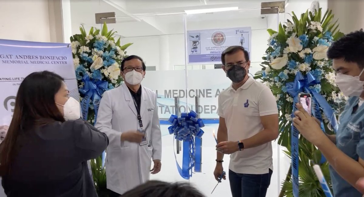 gmanews's tweet photo. Pinuntahan ni presidential candidate at Manila Mayor @IskoMoreno ang inagurasyon ng bagong Physical Therapy and Rehabilitation Medicine ng Gat Andres Bonifacio Medical Center kaninang hapon. Aniya, world-class daw ang pasilidad at pangatlo na rin sa Maynila. #Eleksyon2022 https://t.co/v45tadi3YY