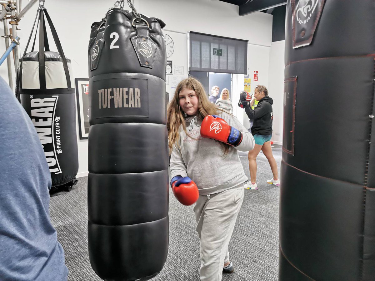 PSOSDunfermline's tweet photo. @qahsinfo @DunfermlineHS @WoodmillHigh @stcolumbasfife @IHSupdates @FifeActiveSch @trenchboxing Punch Beyond provided personal safety advice to young females from @qahsinfo @trenchboxing
Building confidence & awareness on how they can avoid physical conflict
Improving Fitness and Self-Esteem π₯π₯
#PunchBeyondYourLimits https://t.co/W7Ph1Styc5