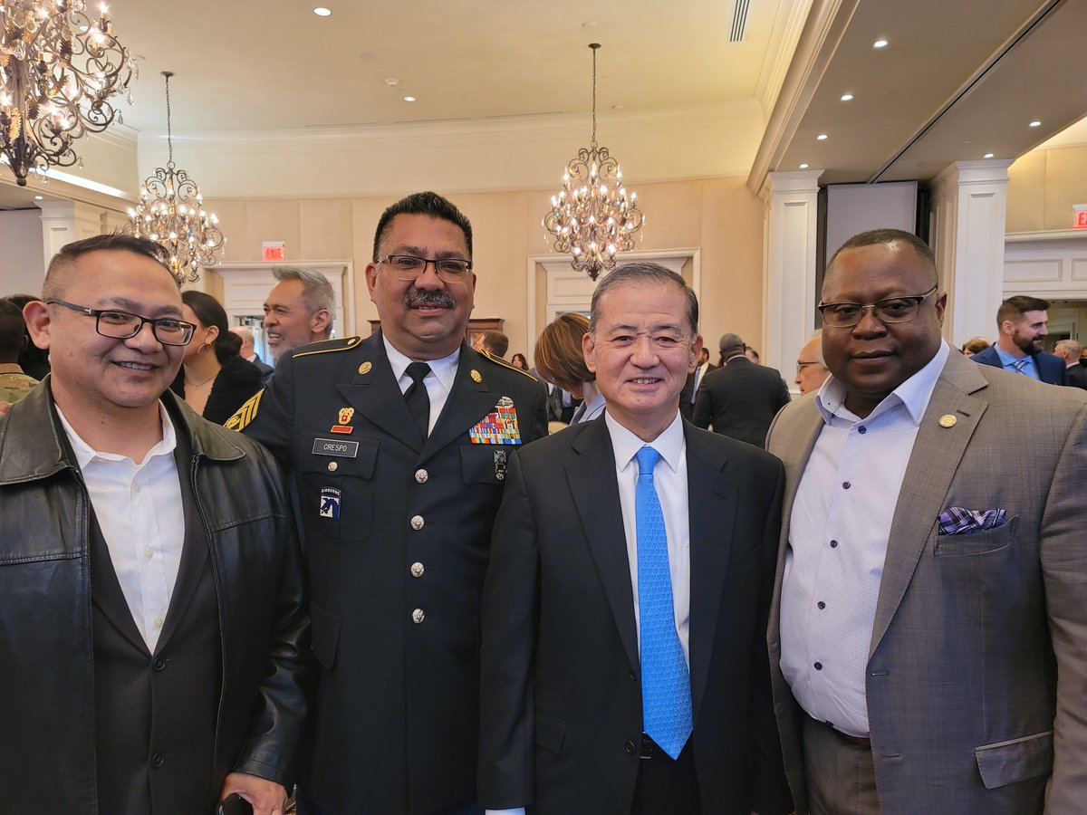 BigMac07's tweet photo. Great event today. @GarrettYee Congratulations on a great career. GEN Shinseki's words were touching. #AmericasVarsityTeam #HOOAH #SoldierforLife https://t.co/TI2m7kdZgS
