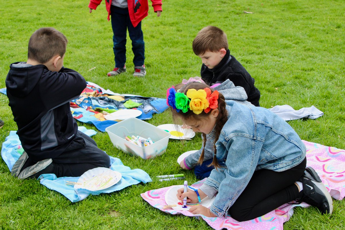Happy Arbor Day from HTSD! 🌳

<a href="/HTSD_Alexander/">Alexander Elementary School</a> students &amp; staff collaborated with the <a href="/RutgersU/">Rutgers University</a> (RCE) Water Resources Program to begin installation on a Rain Garden. 🌺

<a href="/ScottRRocco/">Scott Rocco, Ed.D.</a> <a href="/HTSDSecondary/">Jim Altobello Ed.D.</a> <a href="/HTSDCurriculum/">Hamilton Twp. C&I</a> <a href="/HamiltonTwpNJ/">Hamilton Township NJ</a> <a href="/LauraGeltch/">Laura Geltch</a>  
#HTSD #HTSDPride