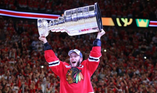 34 years old today. Where has time gone?
Happy Birthday to Jonathan Toews! 