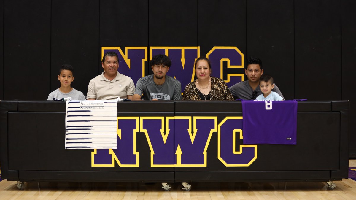 Congratulations to Hezrai Irias for signing his letter of intent to play soccer for Northern OK College!  Hezrai has been an incredible student-athlete on and off the field, and we can't wait to see what he accomplishes in the future. Go Knights!
@okcps @okcps_athletics