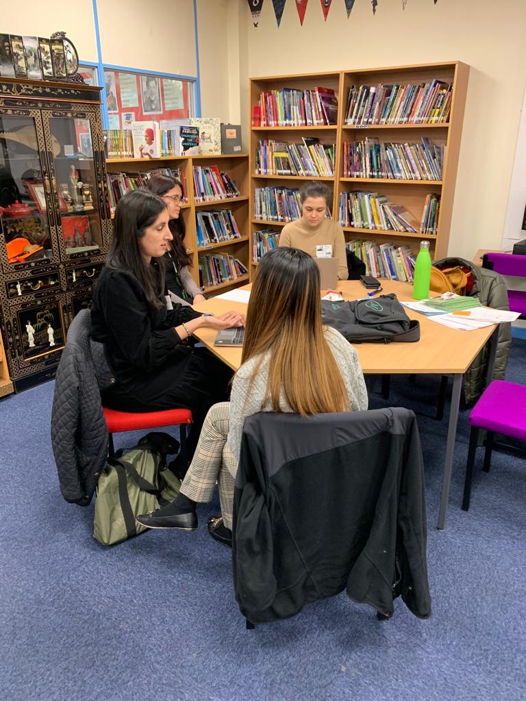 joshenvision's tweet photo. Ending the week with our final mentor session at @LambethAcademy - a big thank you to our mentors at @McDermottLaw for supporting our students with their skills development throughout the Envision programme! https://t.co/yWyj4RiwSV
