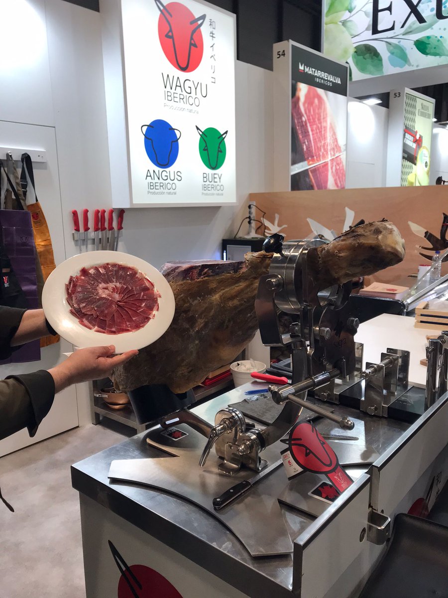 El stand del Wagyu en el Salón de Gourmets
#SierradeMonfragüe #jamonesyembutidos