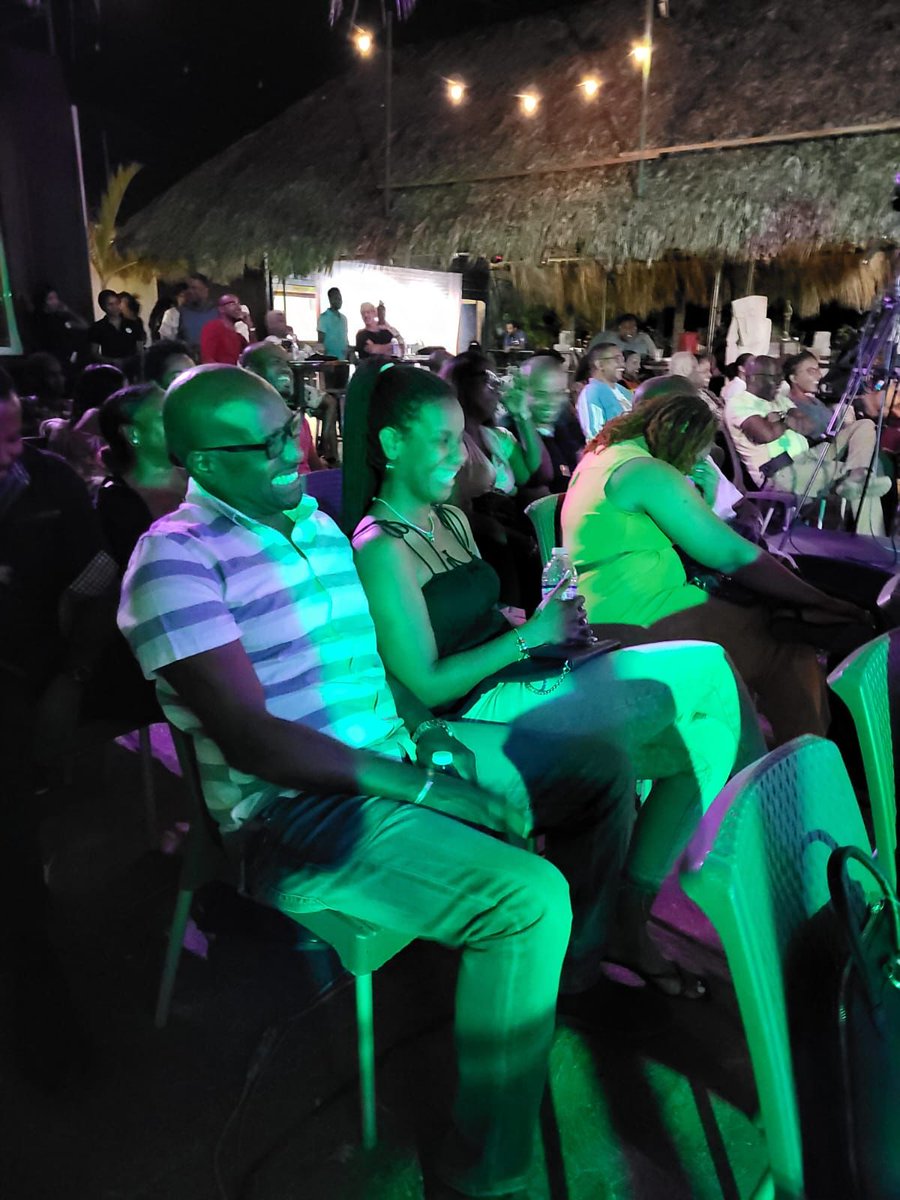 DahliaHarris's tweet image. Comedy Bus roll out! Oh man big up to everyone who turned out to support @_Johnnylive. Is a good look!