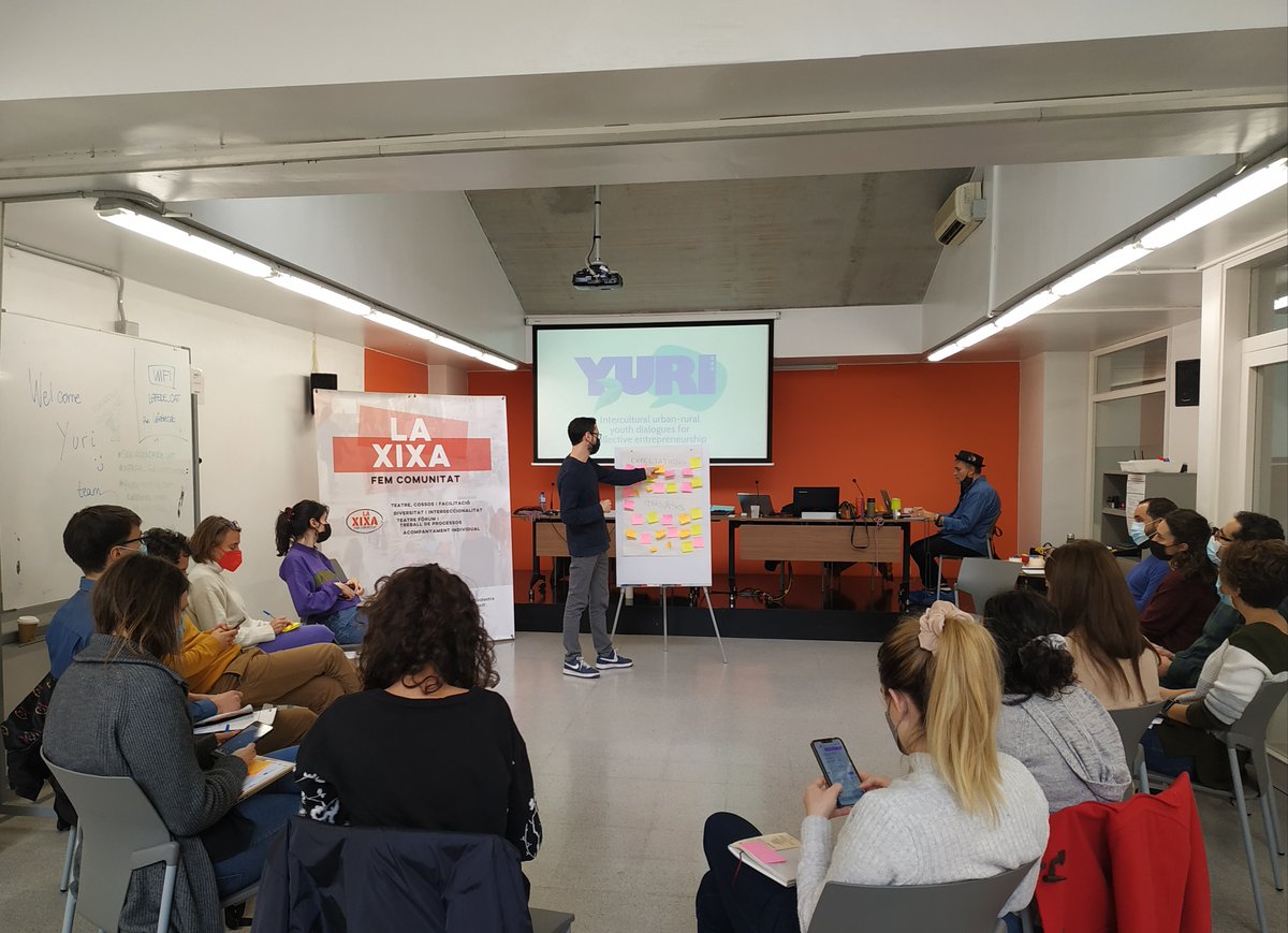 La Xixa Teatre (@laxixateatre) on Twitter photo <a href="/YuriProjecteu/">Yuri Project</a> Del 28 de marzo al 1 de abril tuvimos el placer de recibir a las compañeras del proyecto europeo YURI, en Barcelona.😊😊
Queremos agradecer a todas las personas participantes en estas jornadas💖
¡Síguenos en nuestras redes, para no perderte ninguna novedad! #Yuri <a href="/YuriProjecteu/">Yuri Project</a> Del 28 de marzo al 1 de abril tuvimos el placer de recibir a las compañeras del proyecto europeo YURI, en Barcelona.😊😊
Queremos agradecer a todas las personas participantes en estas jornadas💖
¡Síguenos en nuestras redes, para no perderte ninguna novedad! #Yuri