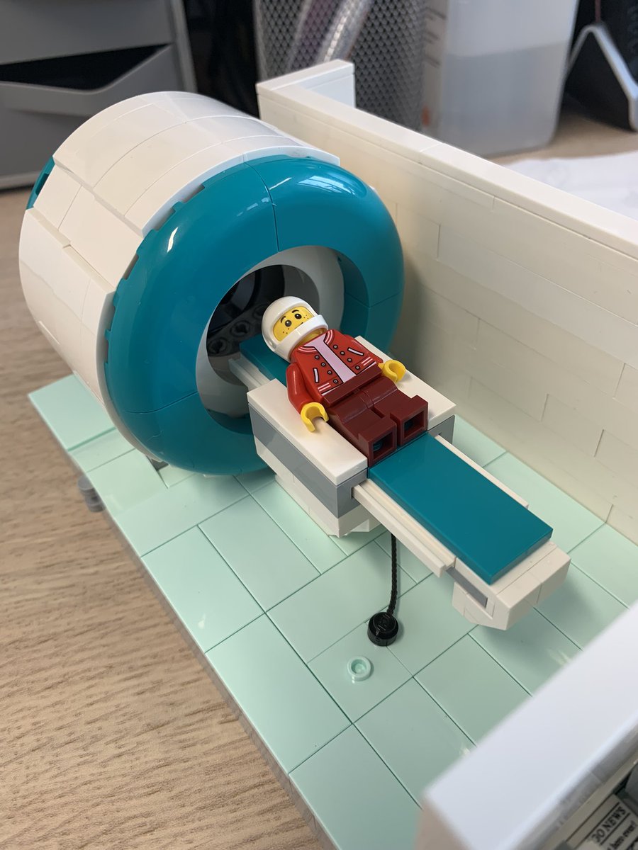 Ook hier <a href="/UZLeuven/">UZ Leuven</a> is onze <a href="/LEGO_Group/">LEGO</a> MR-model toegekomen!! Voorbereiding van de kinderen voor hun onderzoek. #prosa #Nursing #lego #sps #toppie