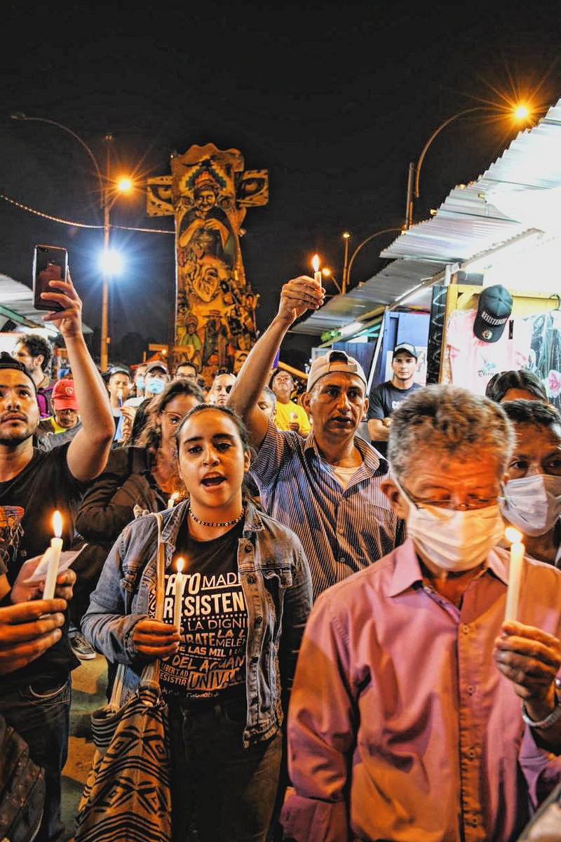 MLibresCali's tweet photo. REPORTANDO DESDE CALI A UN AÑO DEL ESTALLIDO

Puerto Resistencia se vistió de lucha y dignidad para recibir a la gente que vive y siente el estallido social, en PR ha habido fiesta rebelde y sonrisa complice.

#HagamosMemoria
#28Abril
#EstallidoSocial
#28Aniversario https://t.co/WSd7MLQNwk