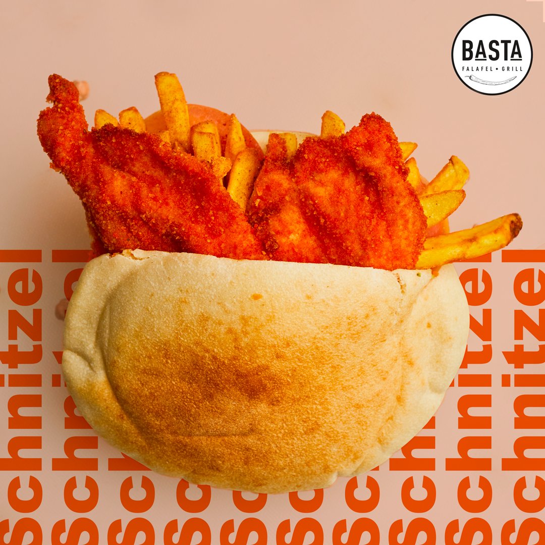 Visit us in Camden Market this weekend to discover the amazing combination of flavours in our Schnitzel Pita! 😍

#foodblog #foodie #instafood #foodlove #foodpornfood #eeeeeats #feedfeed #foodblogger #foodcoma #middleeasternfood #londonfood #londoneats #camdenmarket #secretlondon