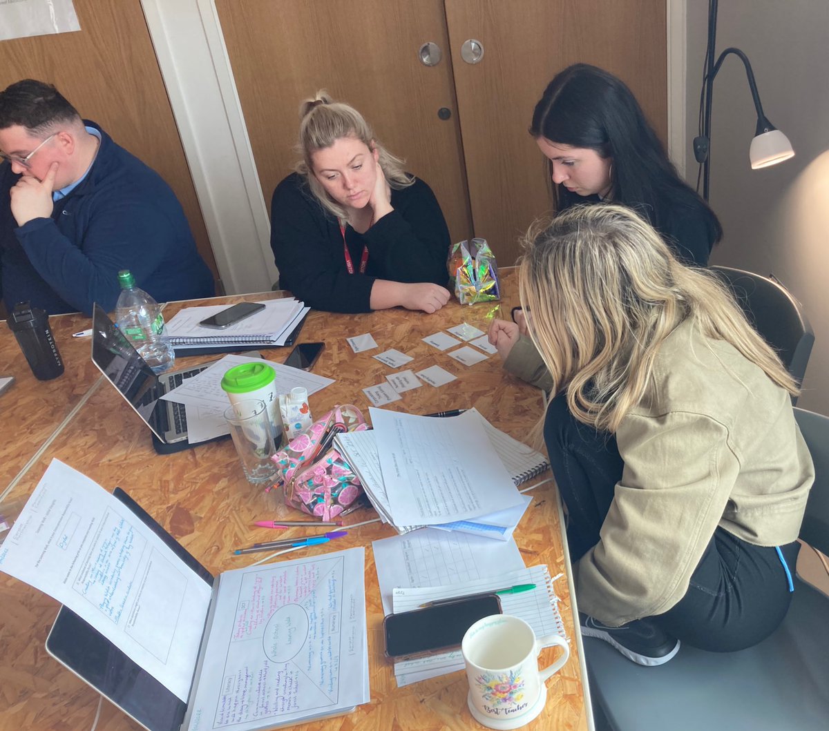 ysgolyddraig's tweet photo. Fantastic to finally return to face to face training days with our CP1 students today @ITEcardiffmet @jordan_allers Great collaboration, discussion and challenge #student #teachers #partnership https://t.co/qJDhJcLoA2