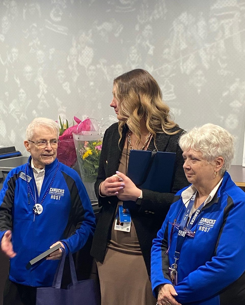 shanelpratap's tweet photo. Hi @Canucks I hope you can give a shout out to Bob and Gail Blake who worked their final event last night at @RogersArena.  Two of your BEST hosts of all time.  47 years of service.  Congratulations and happy retirement 👏🏽 https://t.co/whgk3KF3nO