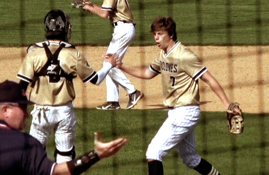 Channel1450com's tweet photo. PREMIUM - Titans Beat Cyclones In CS8 Classic – Radio Call With Highlights https://t.co/gmHoQKPrYU https://t.co/38aHAZCAK2